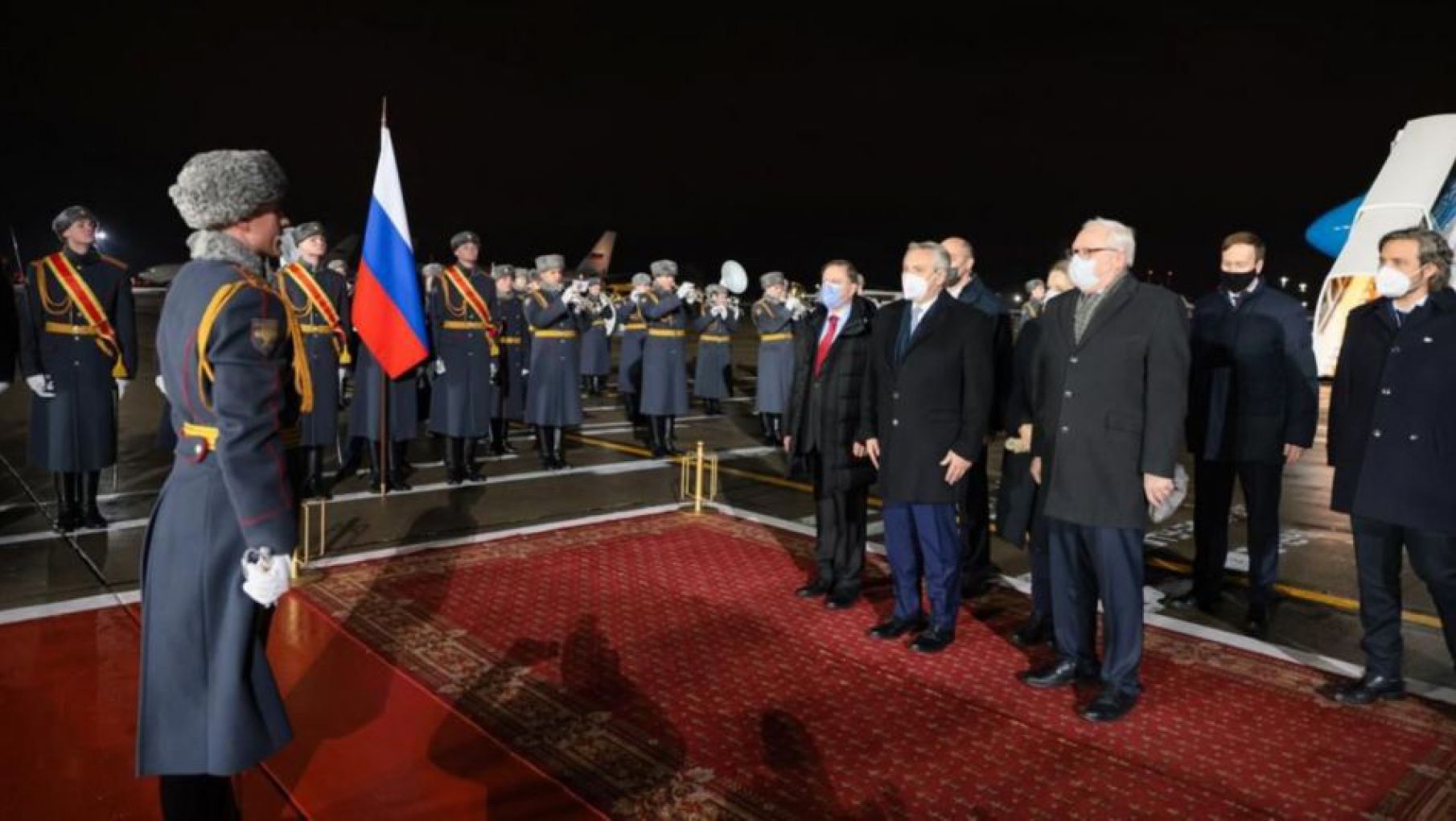 Alberto Fernández arribó hoy a Rusia y se reunirá con Putin